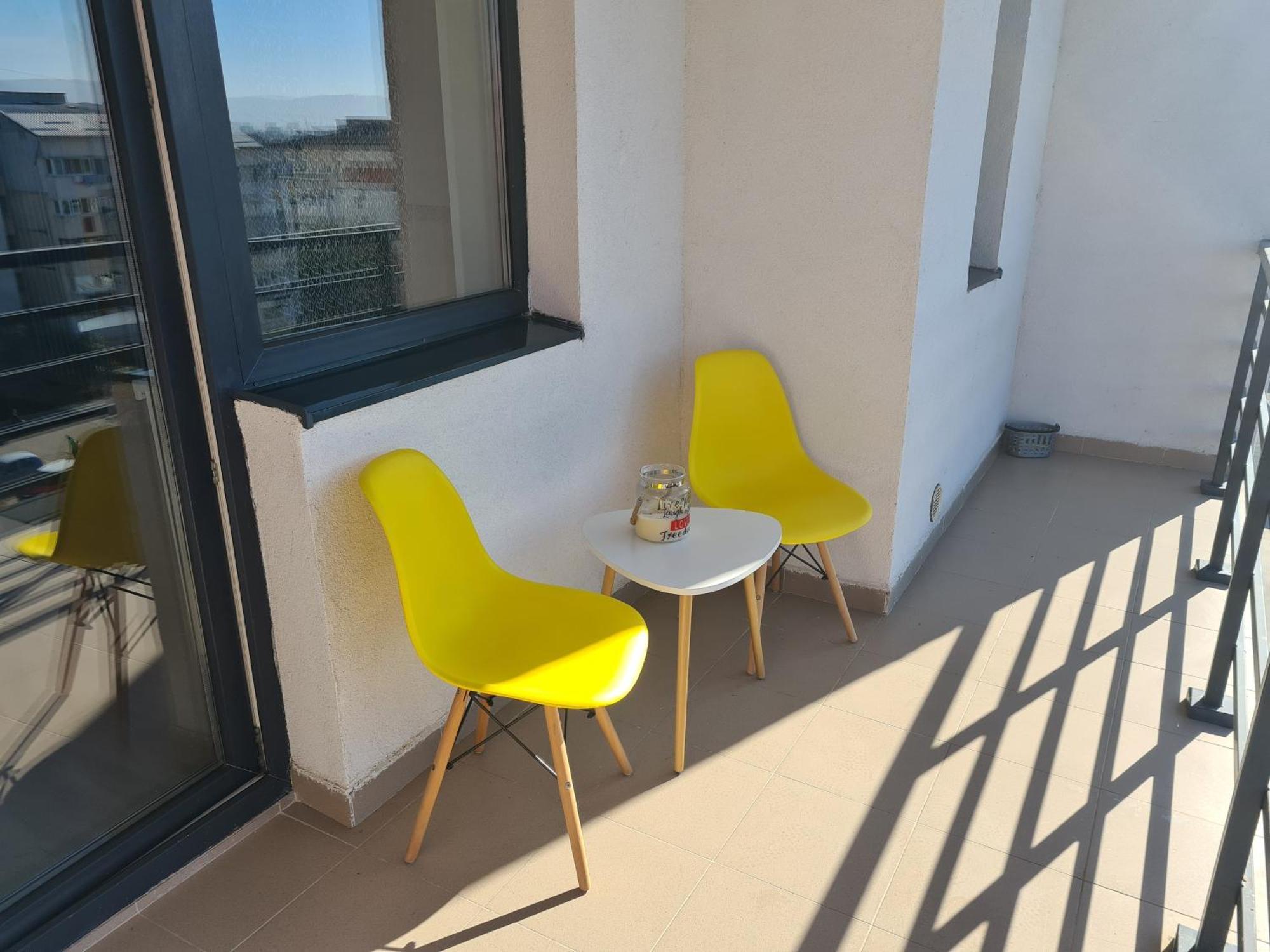 Luxury Apartments Mall V Bacău Екстериор снимка