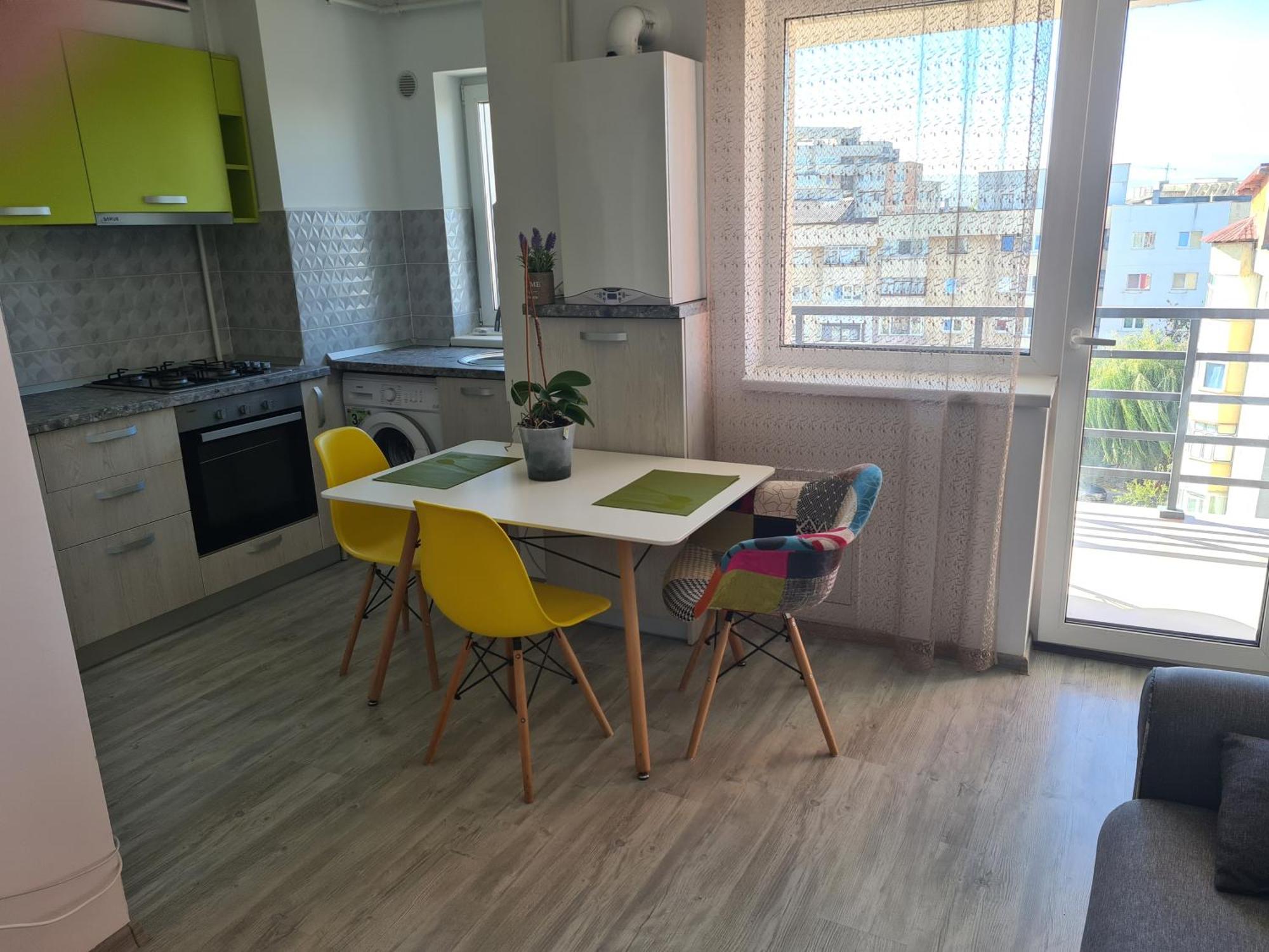 Luxury Apartments Mall V Bacău Екстериор снимка